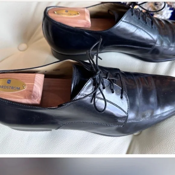 Handmade Italian Leather, Worn less than 5 times, heels in 